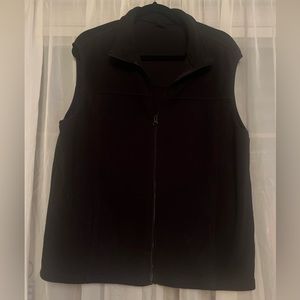 Black FLEECE zip front VEST, size adult XL